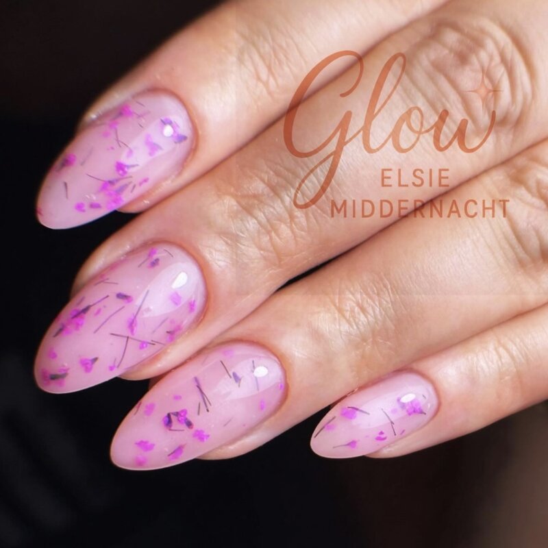 @glow_by_elsie
