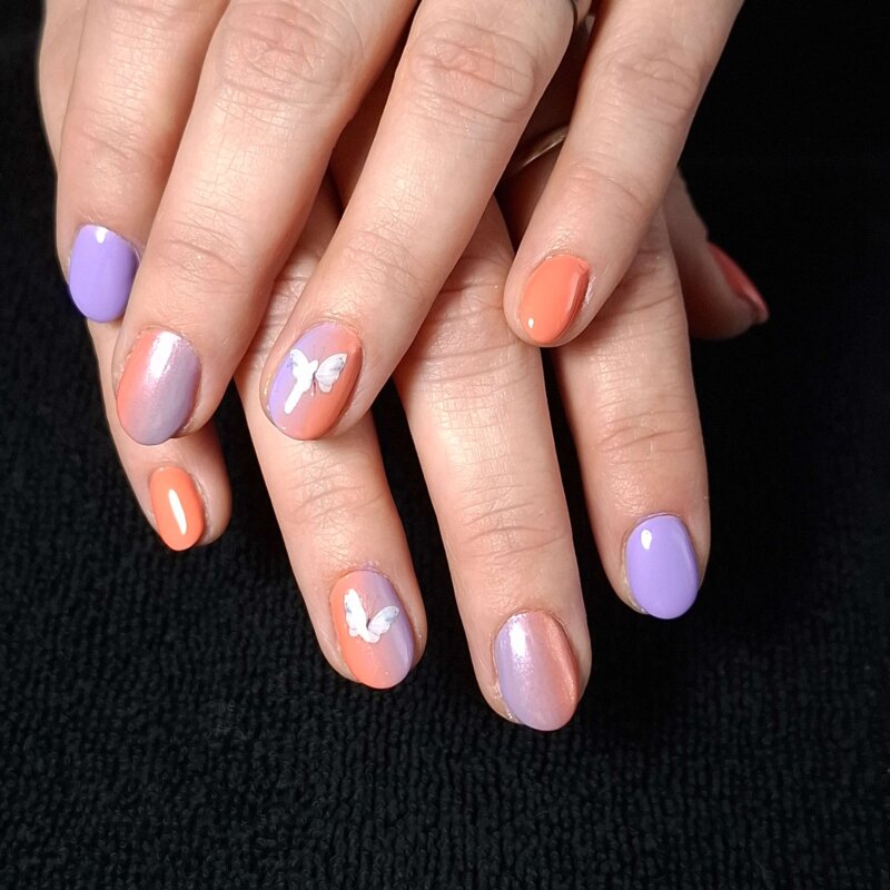 Ginger Nails