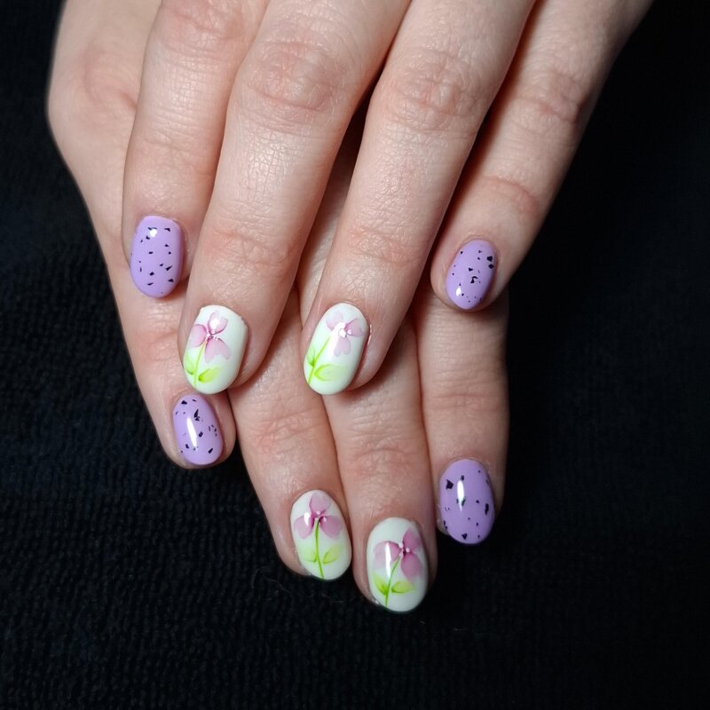 Ginger Nails