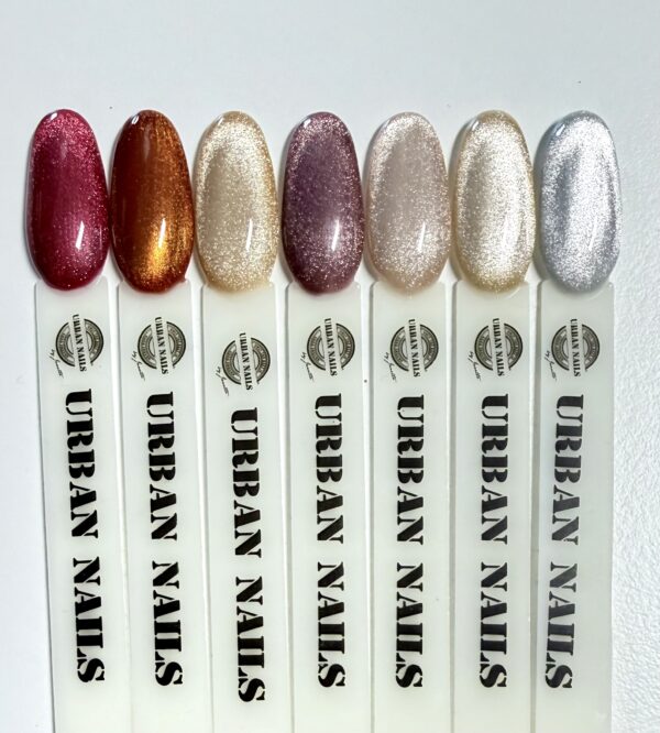 Medal Glow Cat Eye tips